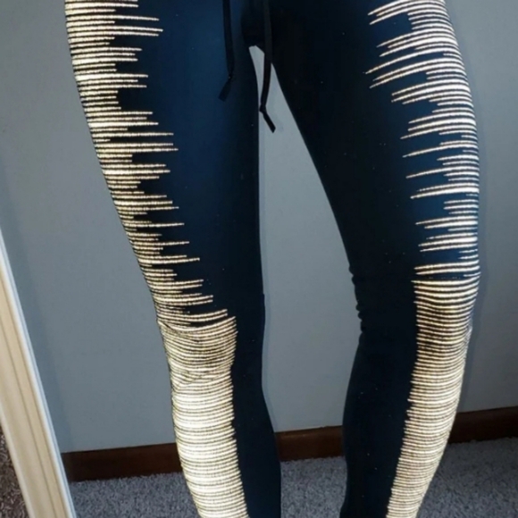Nike Flash Full Length Leggings - Picture 8 of 8